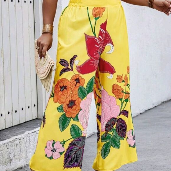 Floral Yellow Wide-Leg Pants - Picture 4 of 6